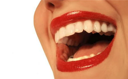 警惕口腔溃疡 它可能是白塞氏病的早期信号